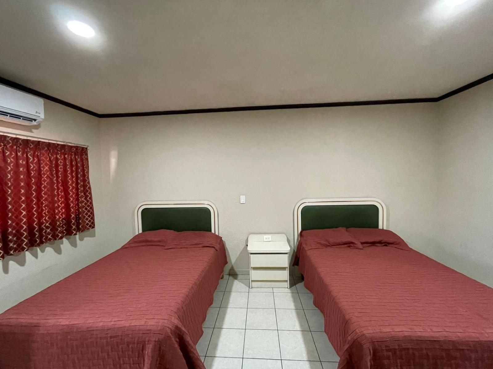 Kavia Meoqui Hotel & Suites Ruang foto
